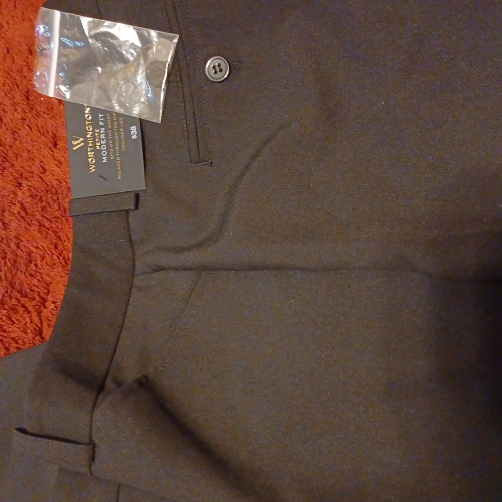 Dress pants - Picture 2 of 4